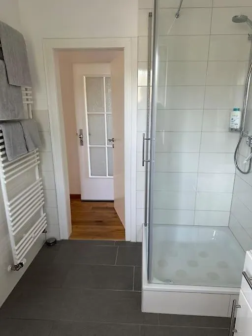 2-Zimmerwohnung Mit Terrasse Düsseldorf 0*,